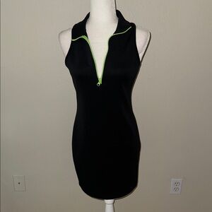 Sporty Black Sleeveless Dress with Neon Green Zipper